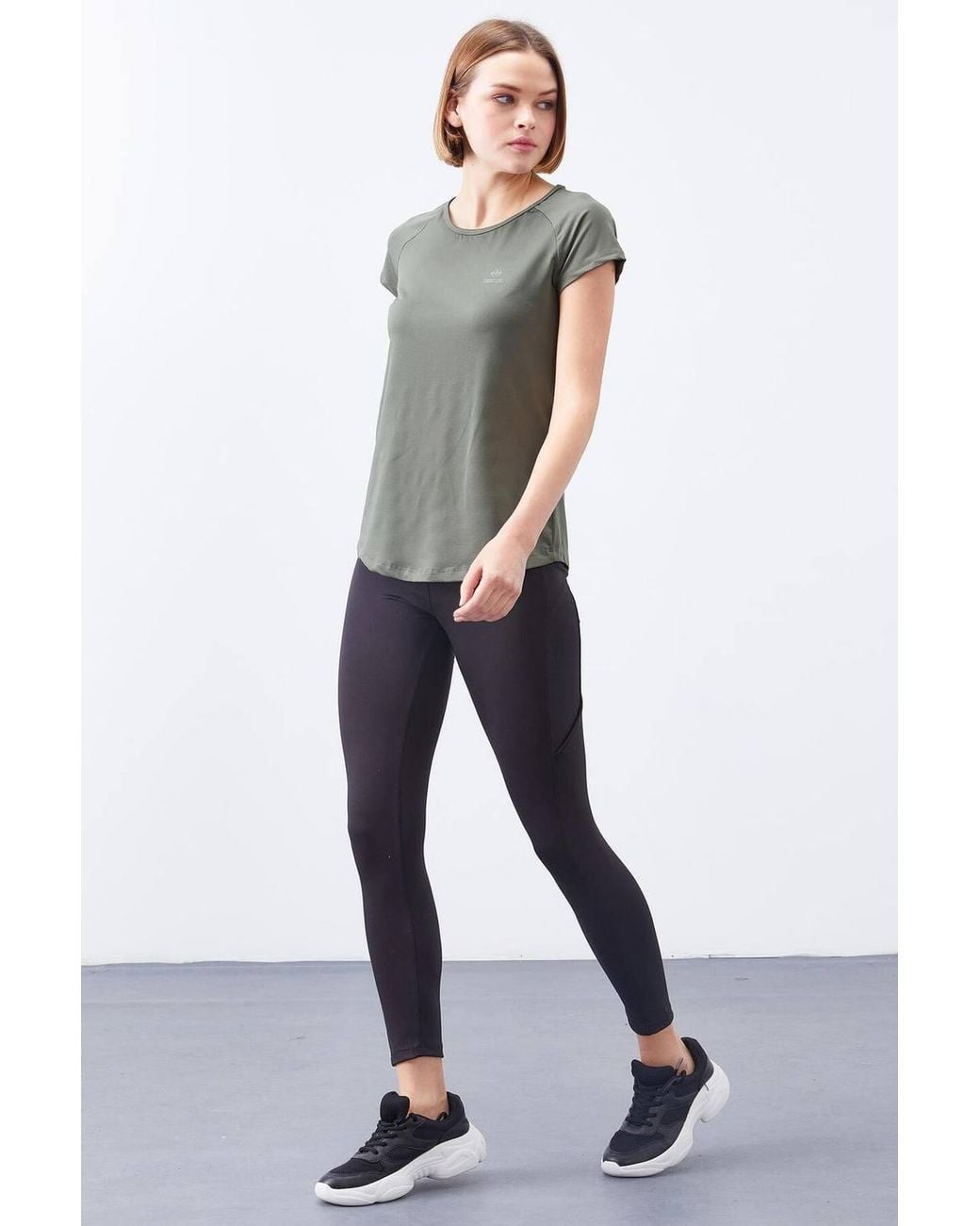 TOMMY LIFE Gray Short-Sleeve Crew Neck T-Shirt