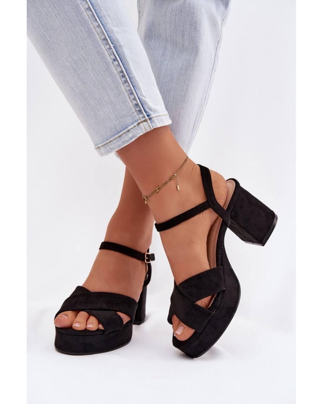 Love Lace Black Elegant Heeled Heel Sandals With Secure Strappy Comfort