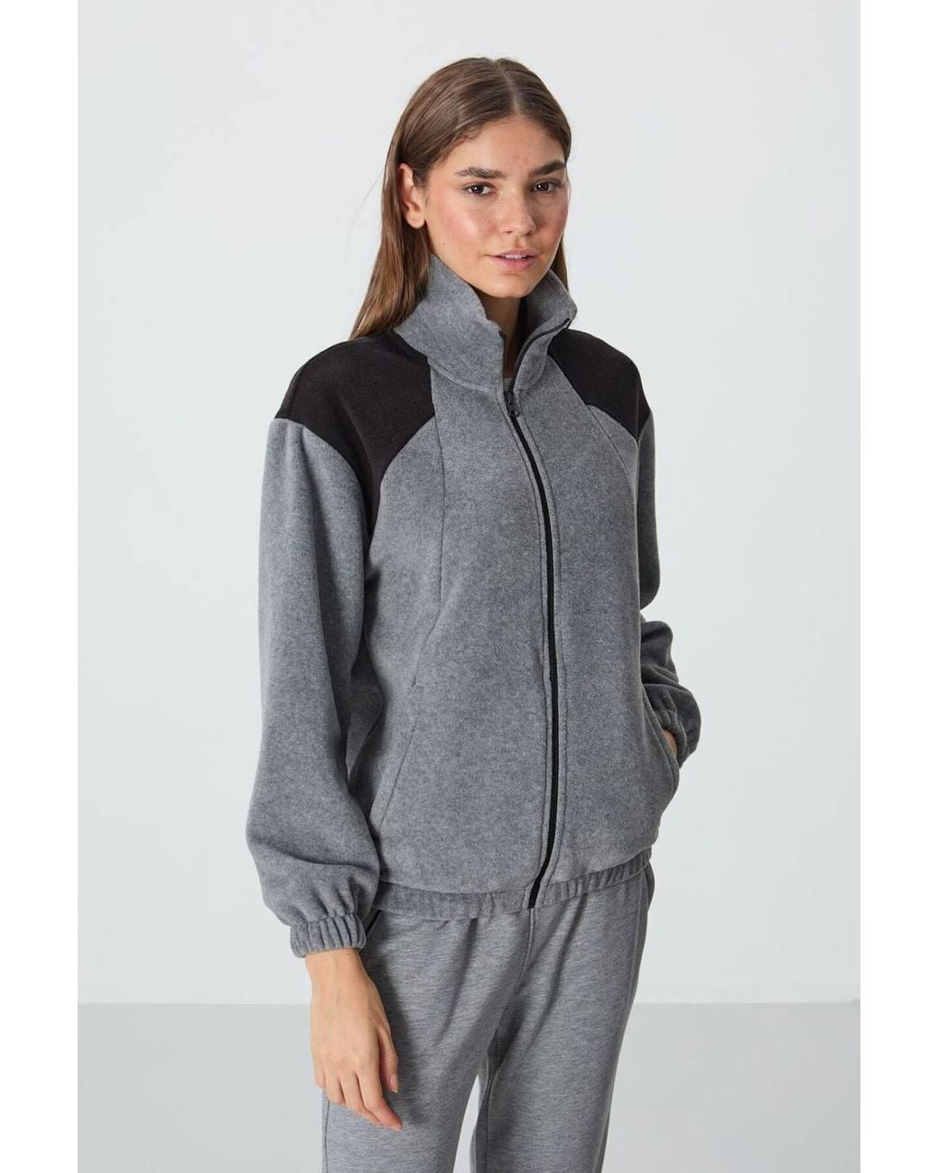 TOMMY LIFE Gray Color Block Oversized Zip-Collar Sweatshirt