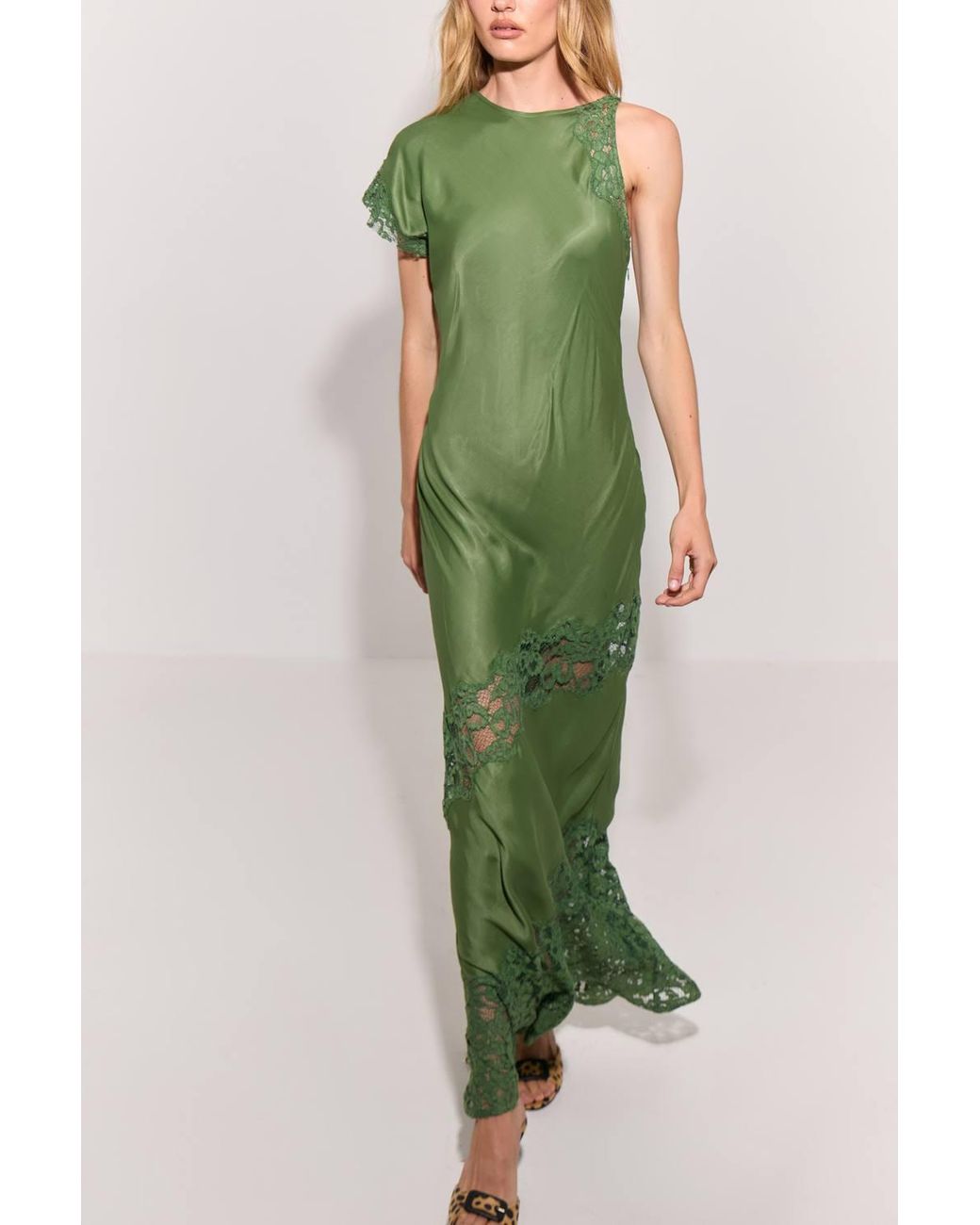 Warehouse Green Petite Premium Asymmetric Neckline Lace Panelled Maxi