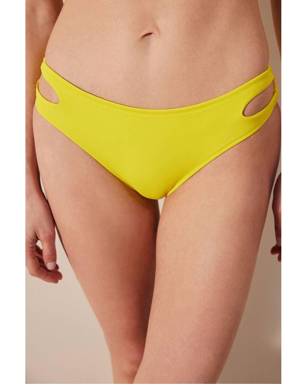 Penti Yellow Basic Cut Bikini Bottom