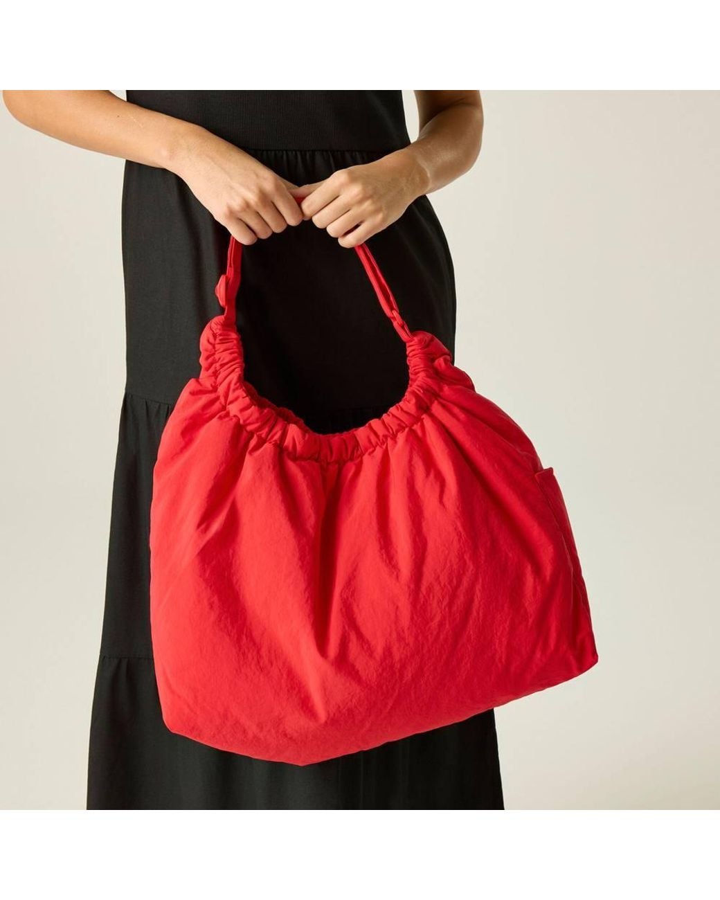 Regatta Red Drawstring Shoulder Bag