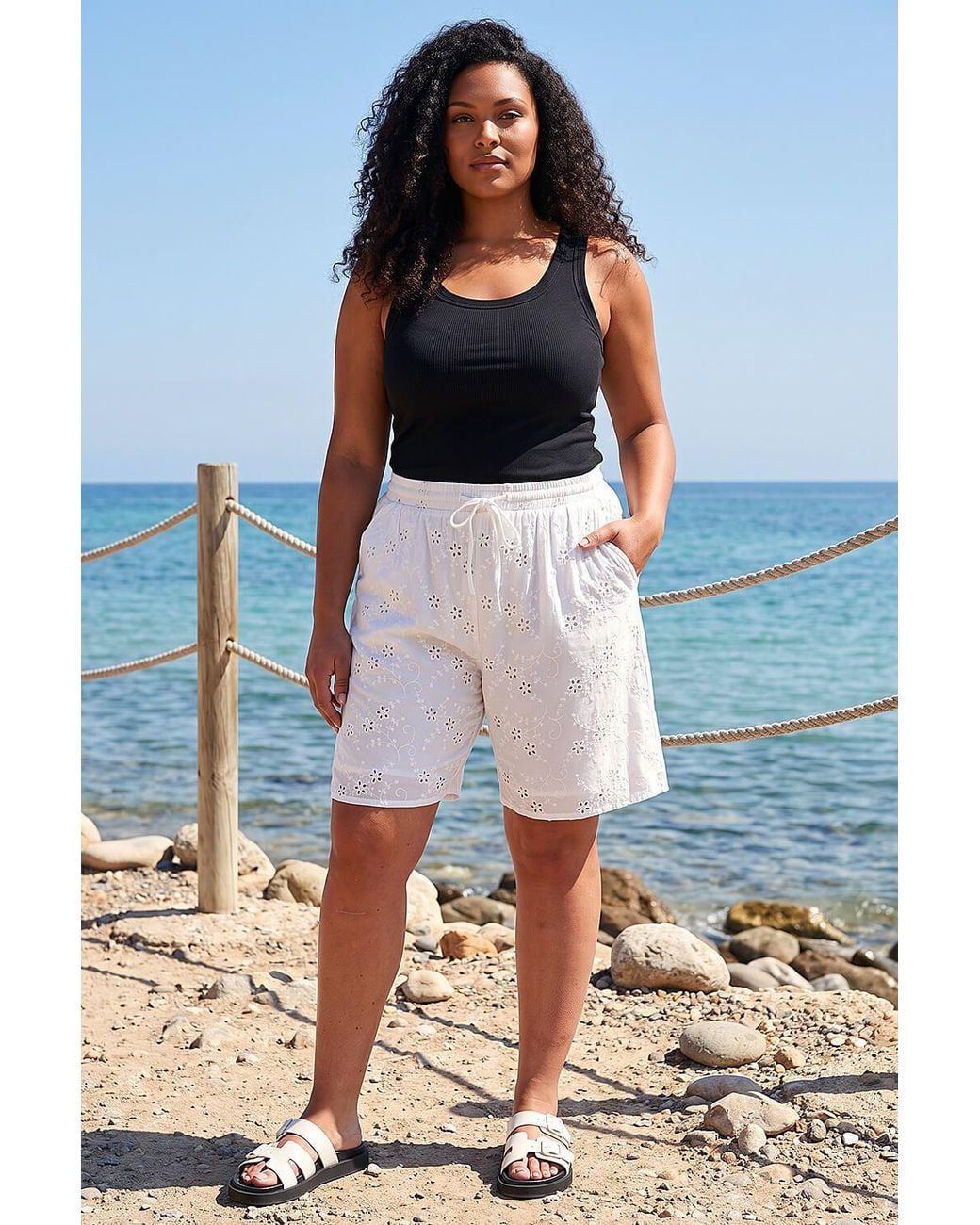 Roman White Curve Tie Waist Broderie Short