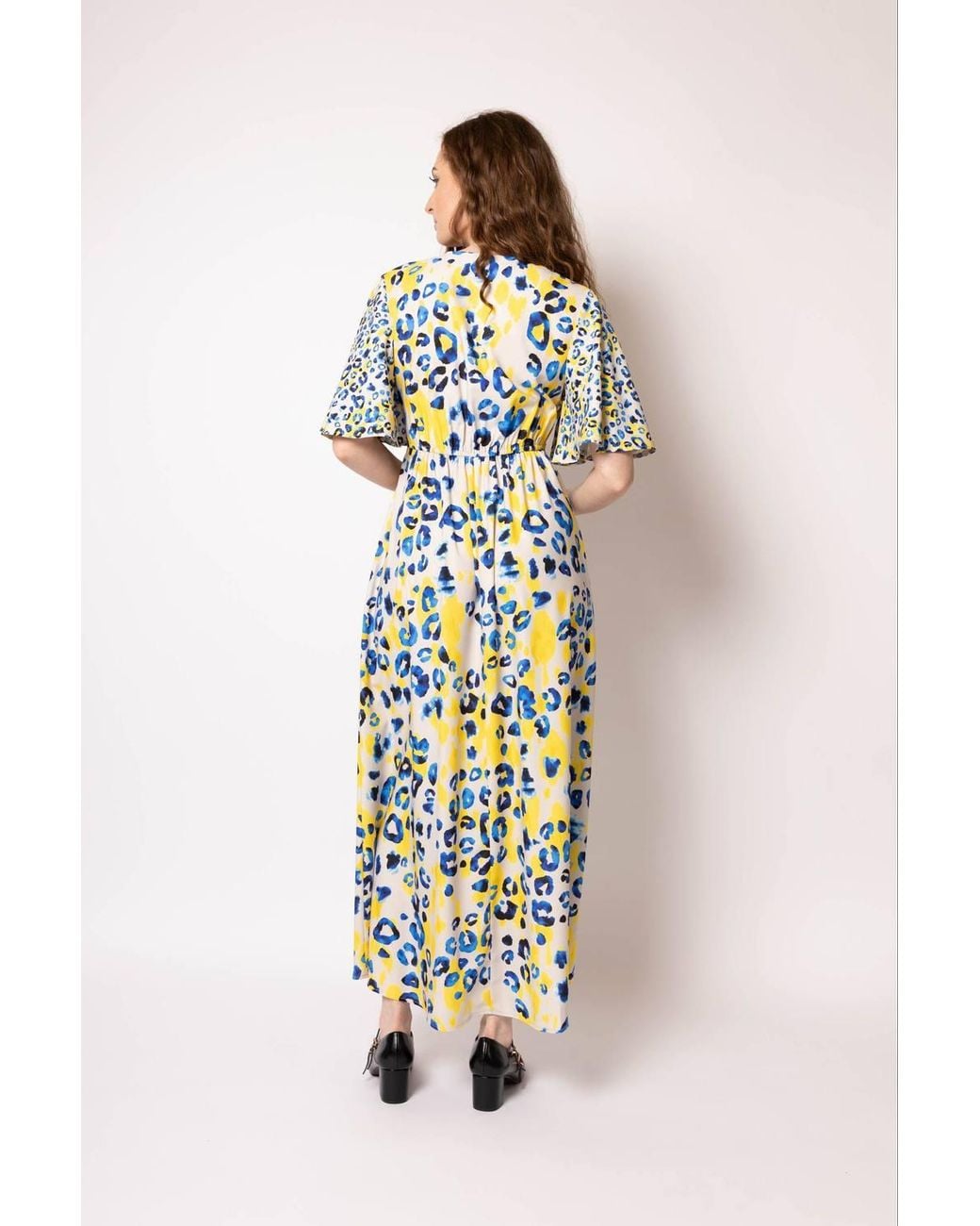 Twisted Wunder White Leopard Kai Maxi Dress
