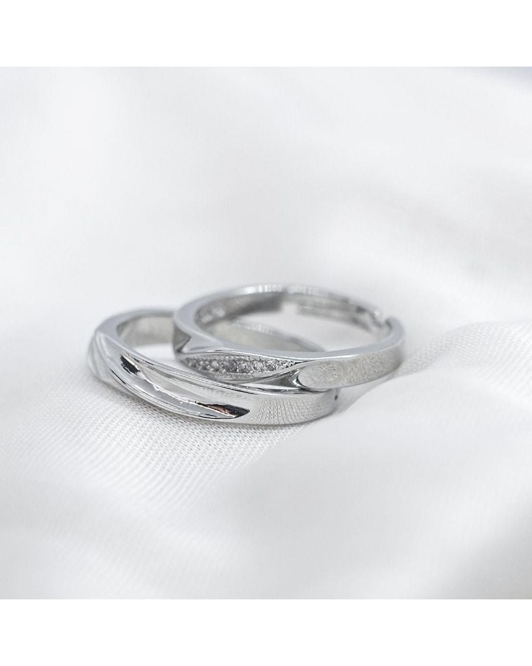 The Colourful Aura White Adjustable Couple Promise Band Zircon Ring Set
