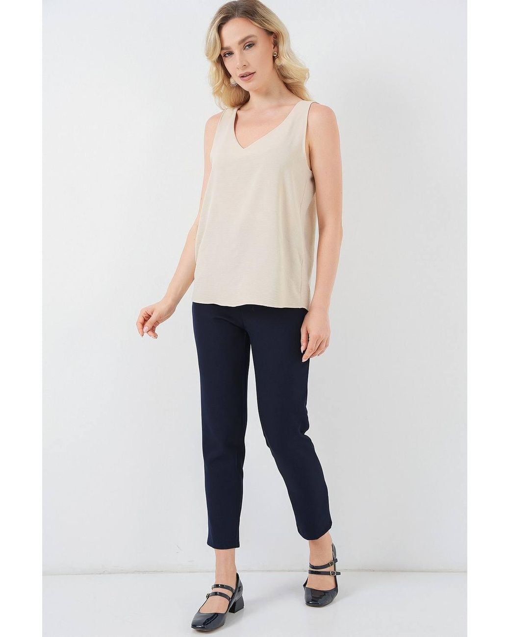 Bigdart Natural Textured V-Neck Sleeveless Blouse