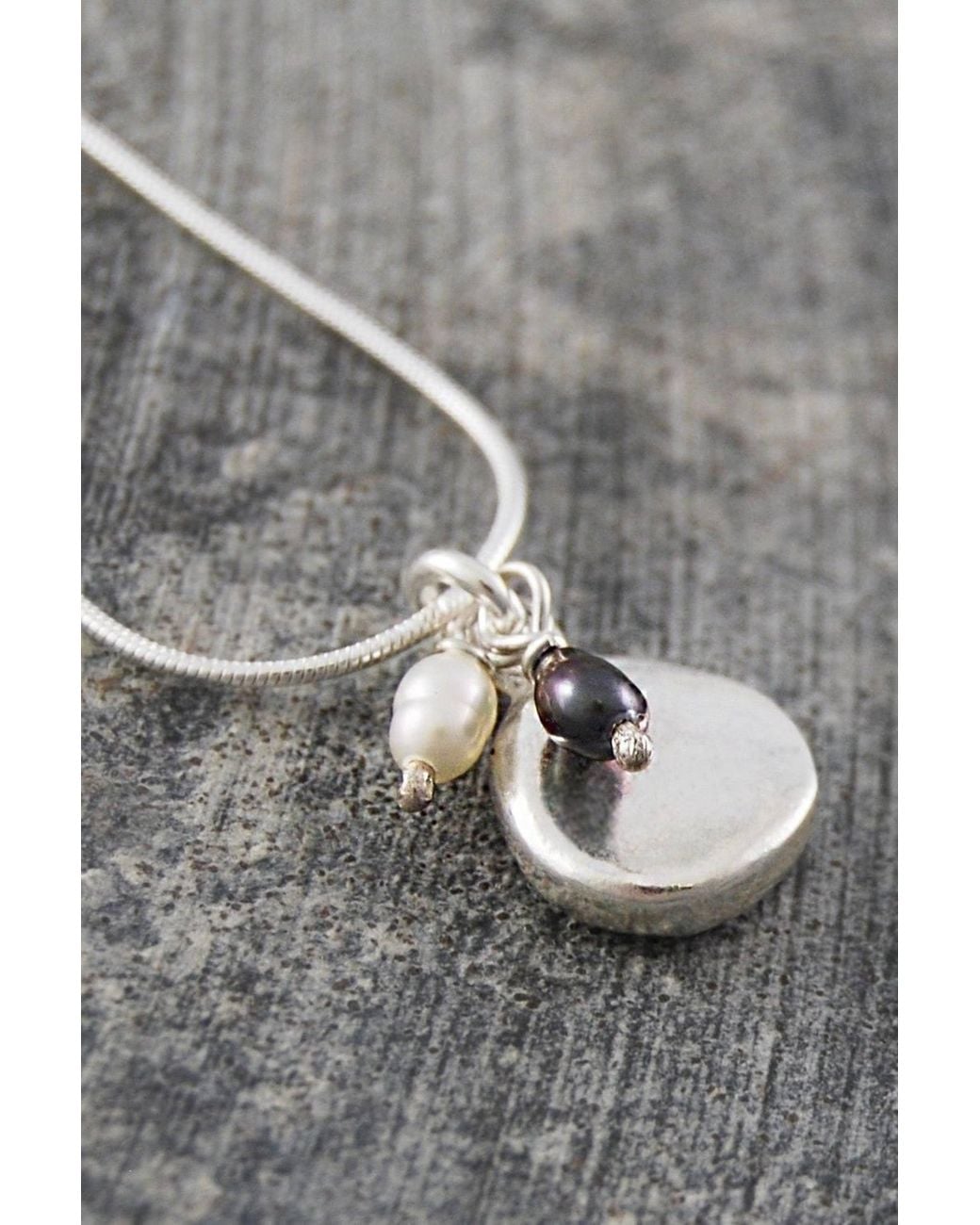 Otis Jaxon London Gray Round & Pearl Necklace
