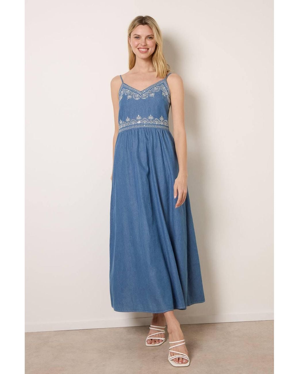 Blue Vanilla Blue Sleeveless V-Neck Maxi Dress