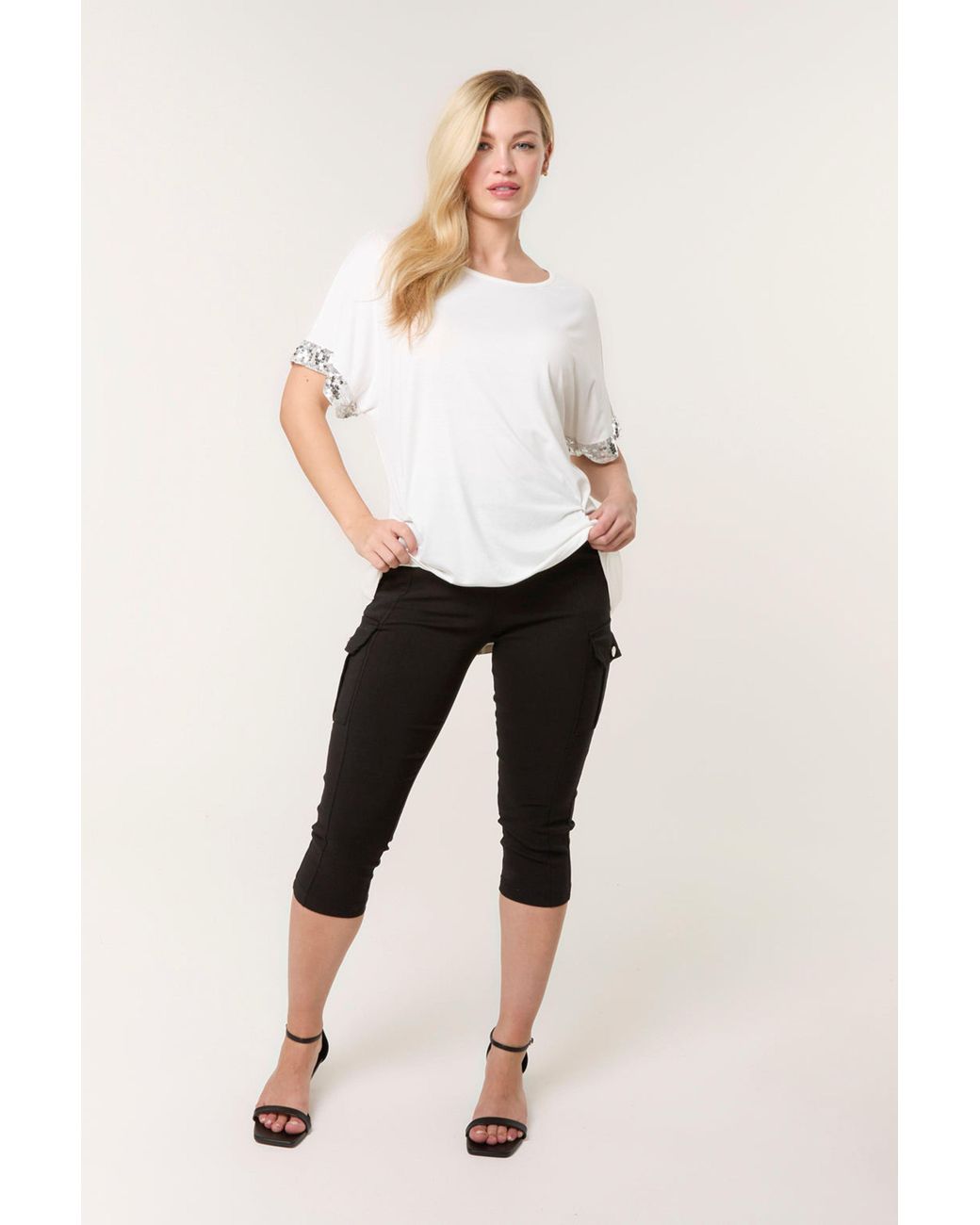 Blue Vanilla White Short Sleeve Round Neck Top