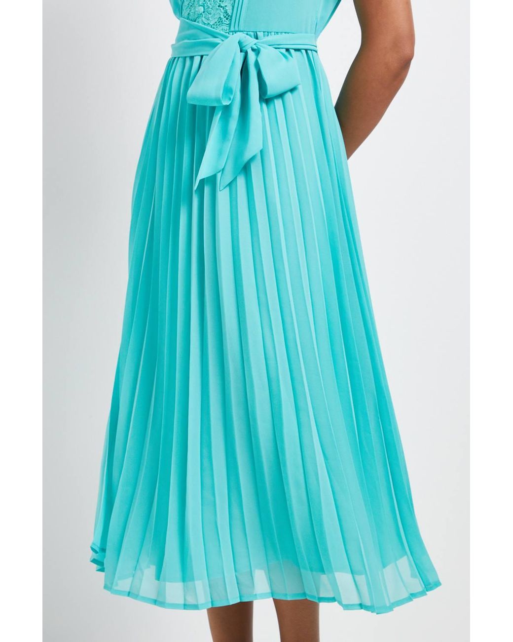 Wallis Blue Petite Lace Collarless Pleated Midi Dress