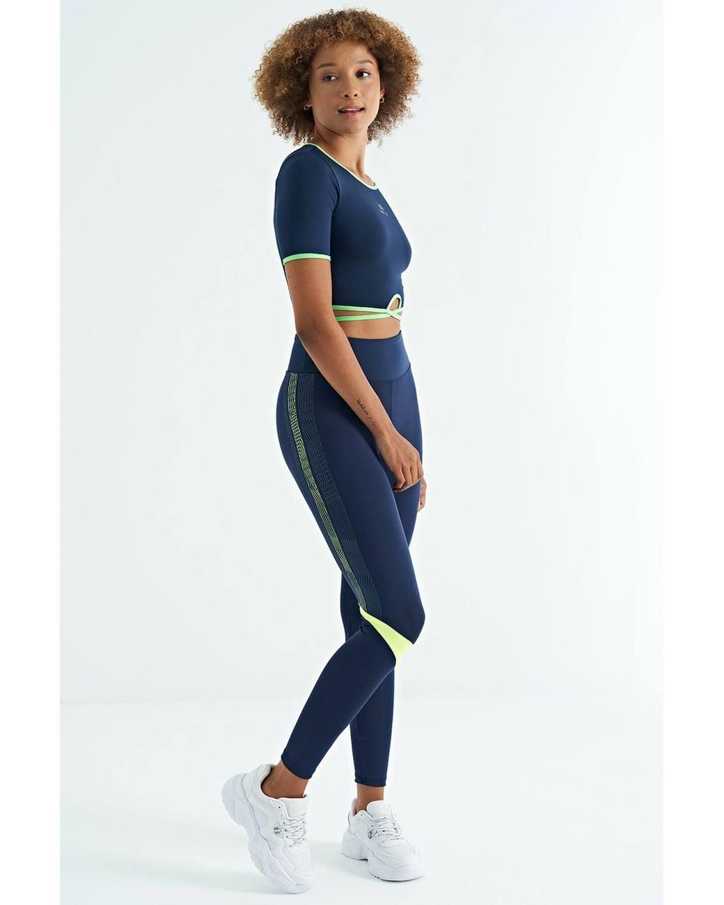TOMMY LIFE Blue Elastic Crop T-Shirt With Crew Neck