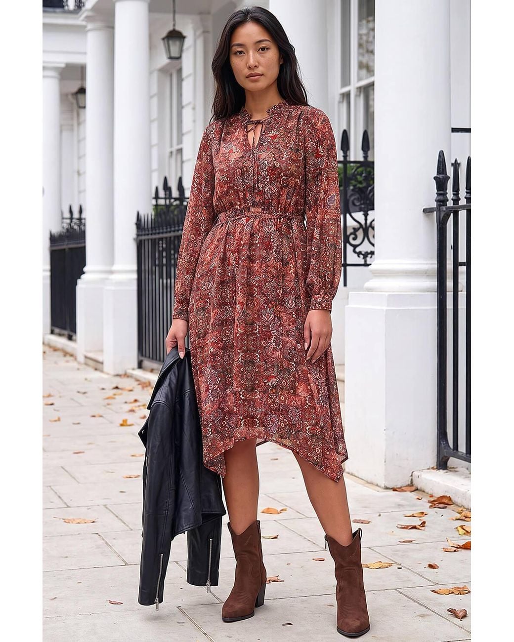 Roman Red Petite Paisley Tie Front Midi Dress