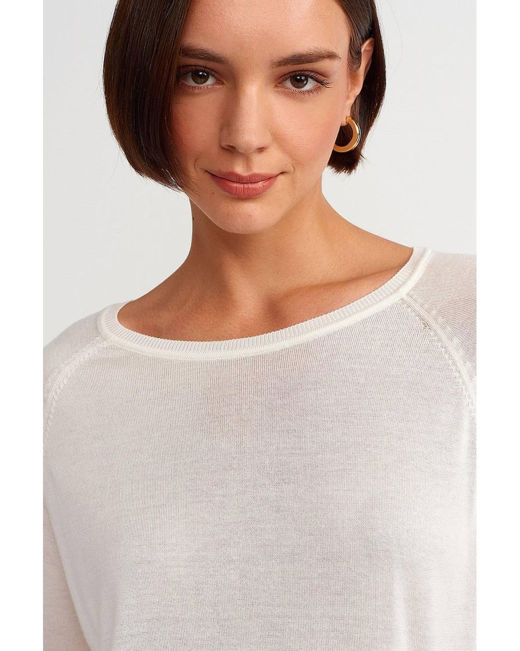 Dilvin White Ribbed Crew Neck Sweater