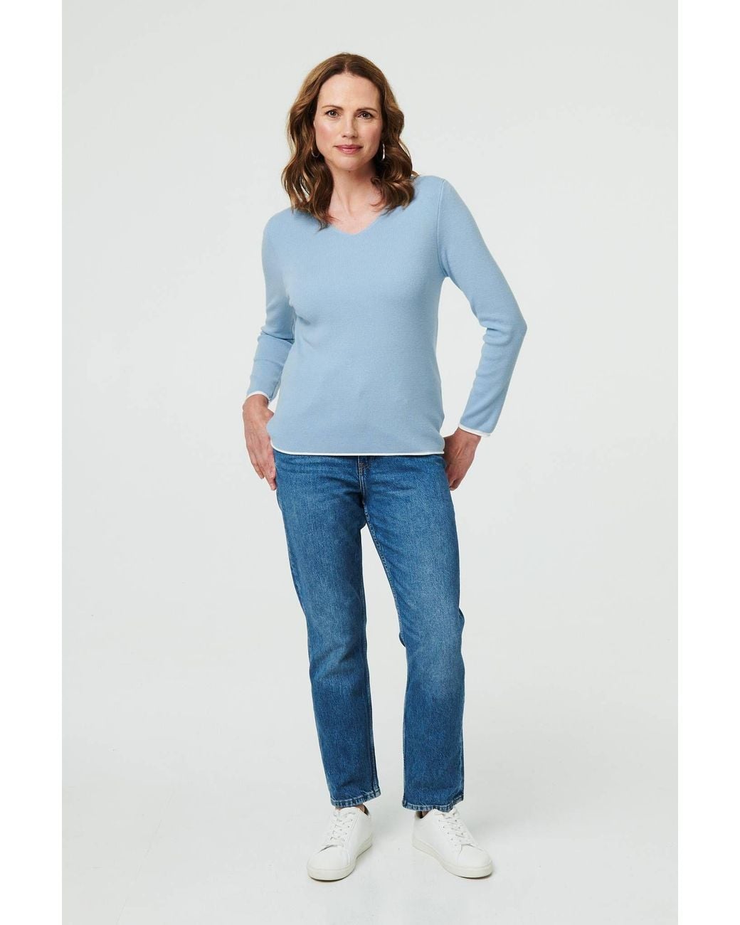 Izabel London Blue Contrast Trim V-Neck Knit Top