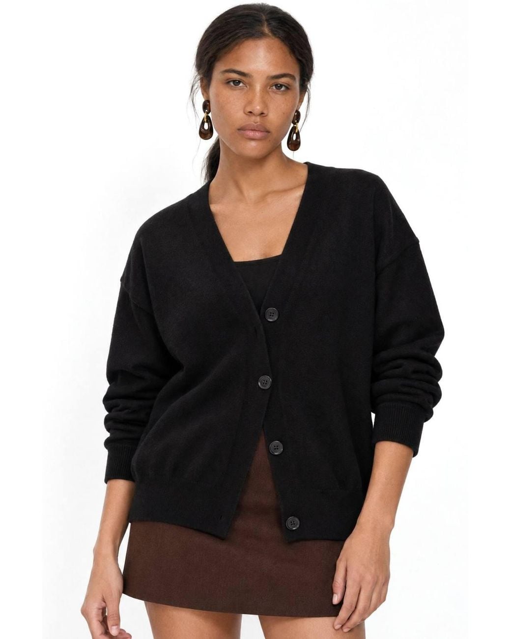 MixRay Black Long Ribbed Knitwear Cardigan With V-Neck & Button Closure