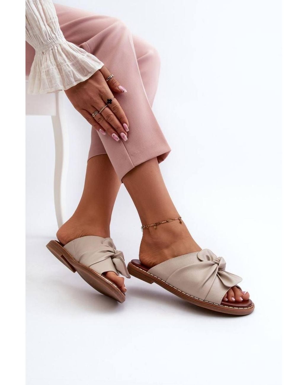 Love Lace Pink Elegant Flat Heel Flip Flops For Everyday & Formal Wear
