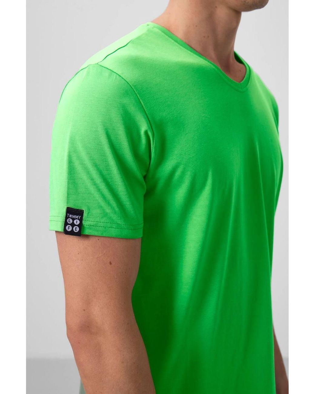 TOMMY LIFE Green V-Neck Short Sleeve T-Shirt for men