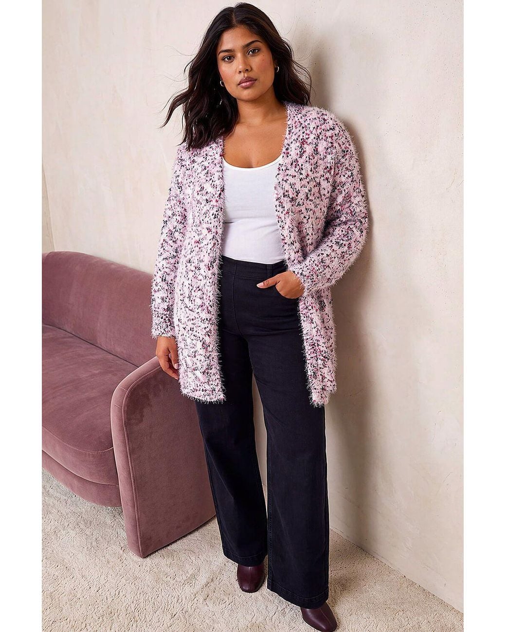 Roman Curve Fluffy Textured Cardigan