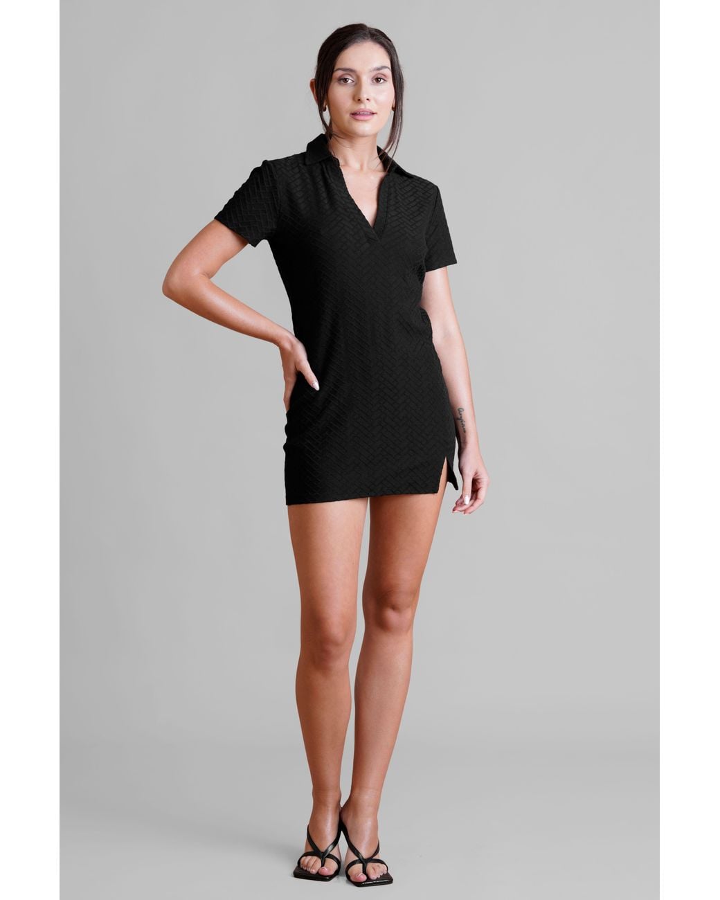Enorsia Black Textured Longline Polo