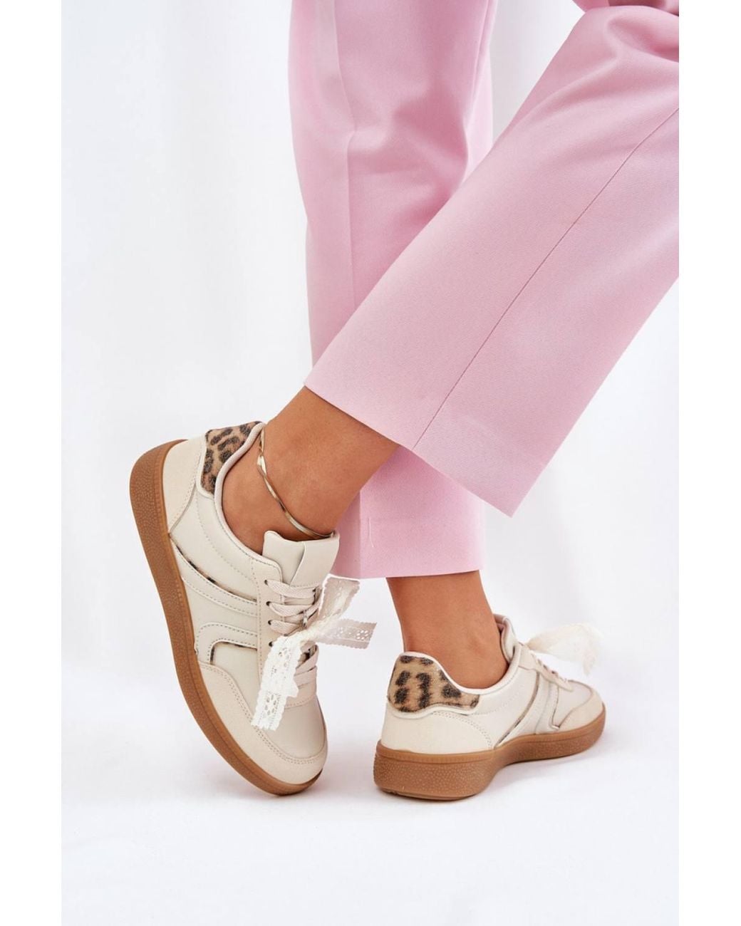 KDMD Pink Sport Shoes Stylish Low Cut Sneakers Removable Insole Comfort