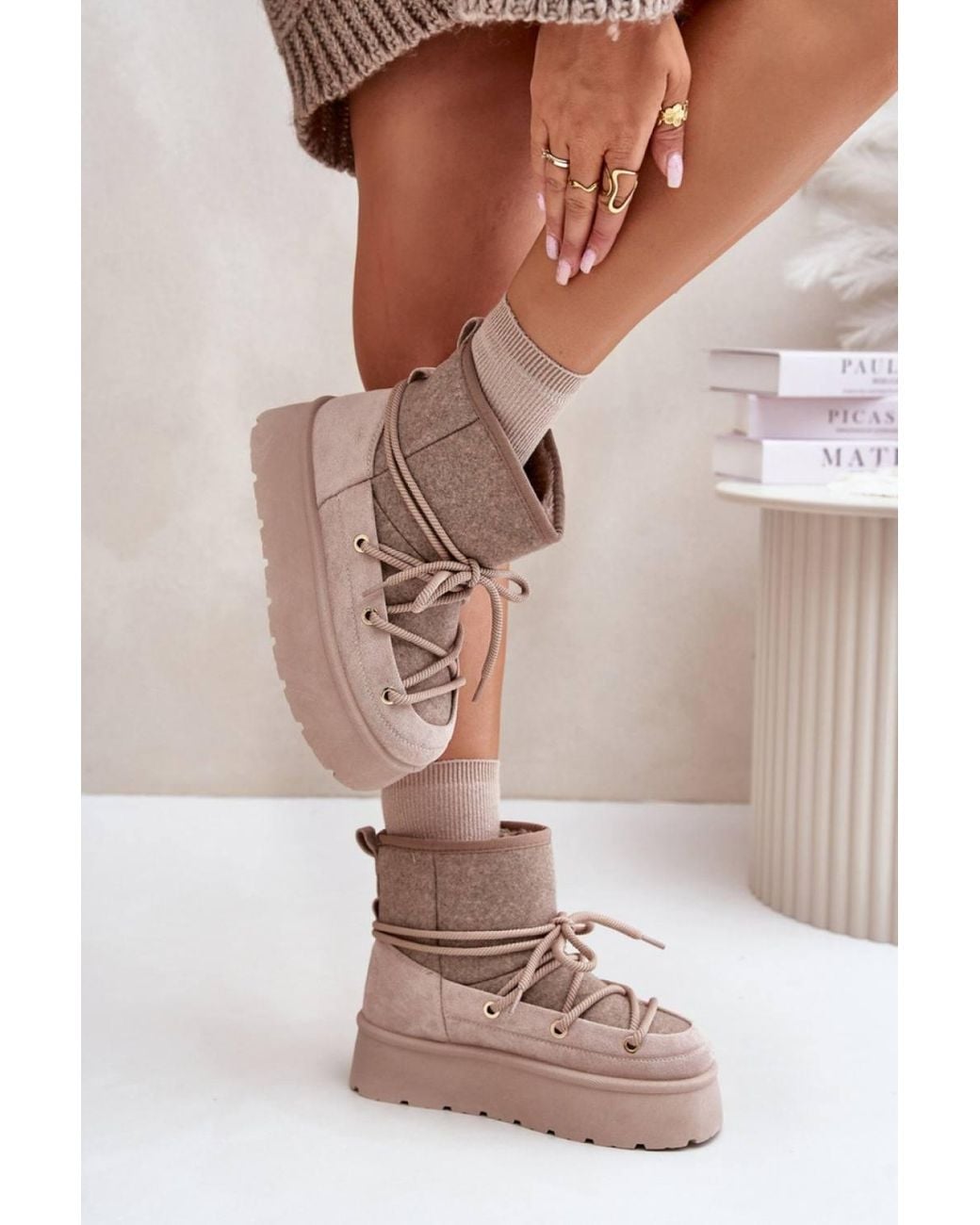 Love Lace Natural Office Platform Lace-Up Suede Snow Boots
