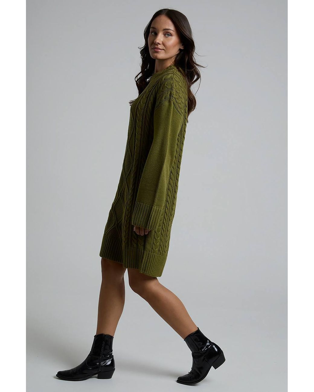 Influence Green Cable Knit Round Neck Long Sleeve Jumper Midi Dress