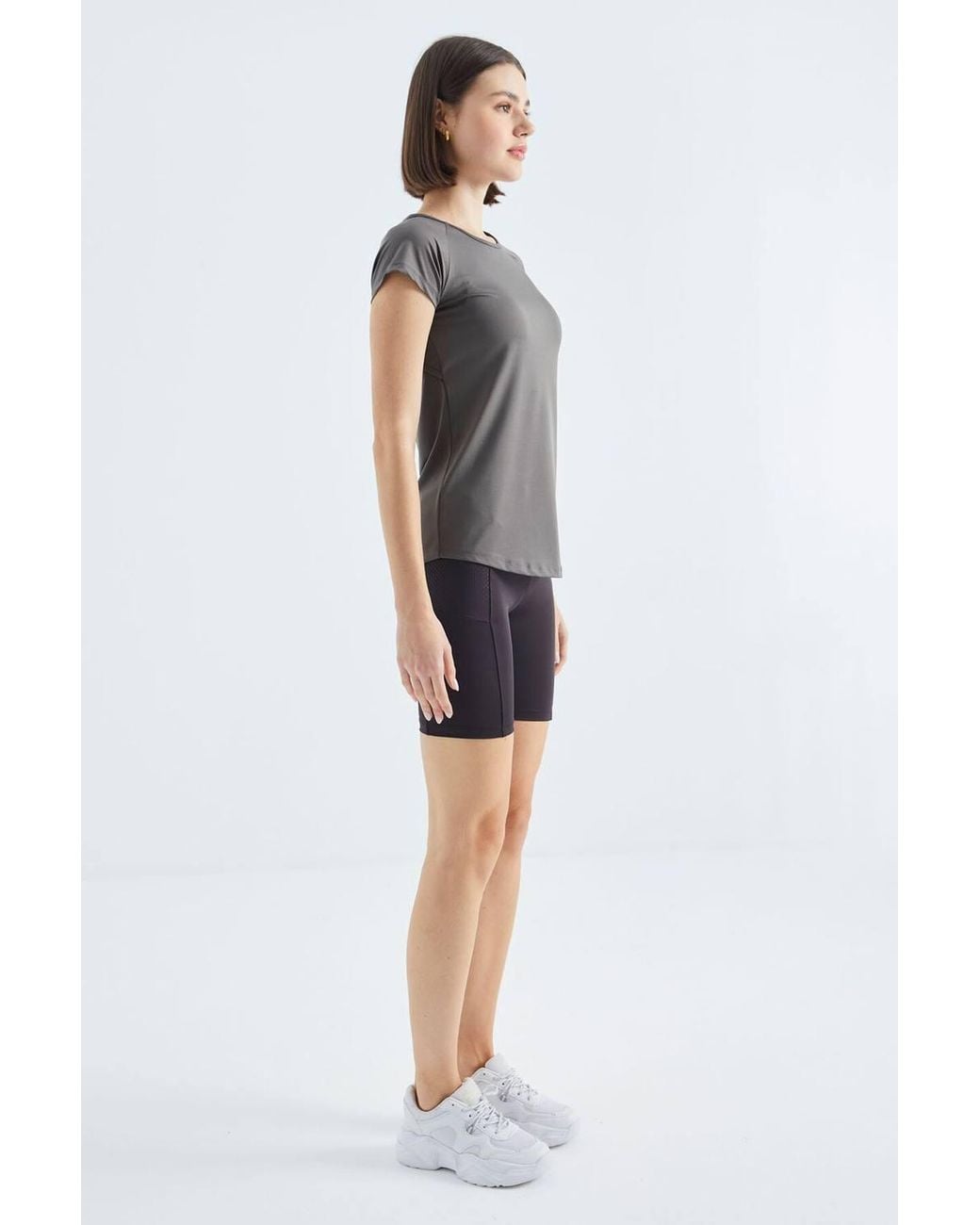 TOMMY LIFE Black Short-Sleeve Crew Neck T-Shirt