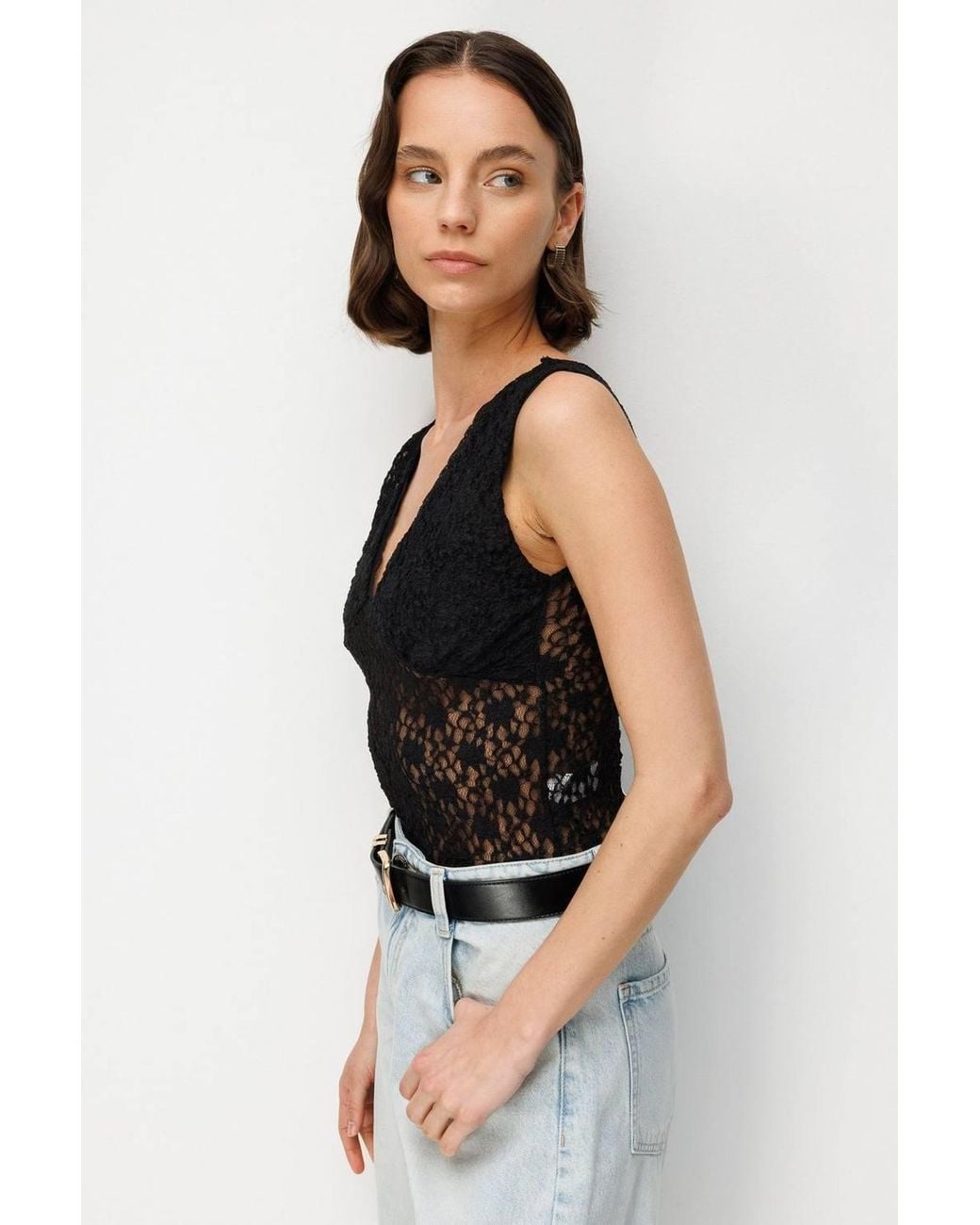 MixRay Brown Sleeveless Lace Cut-Out V-Neck Blouse
