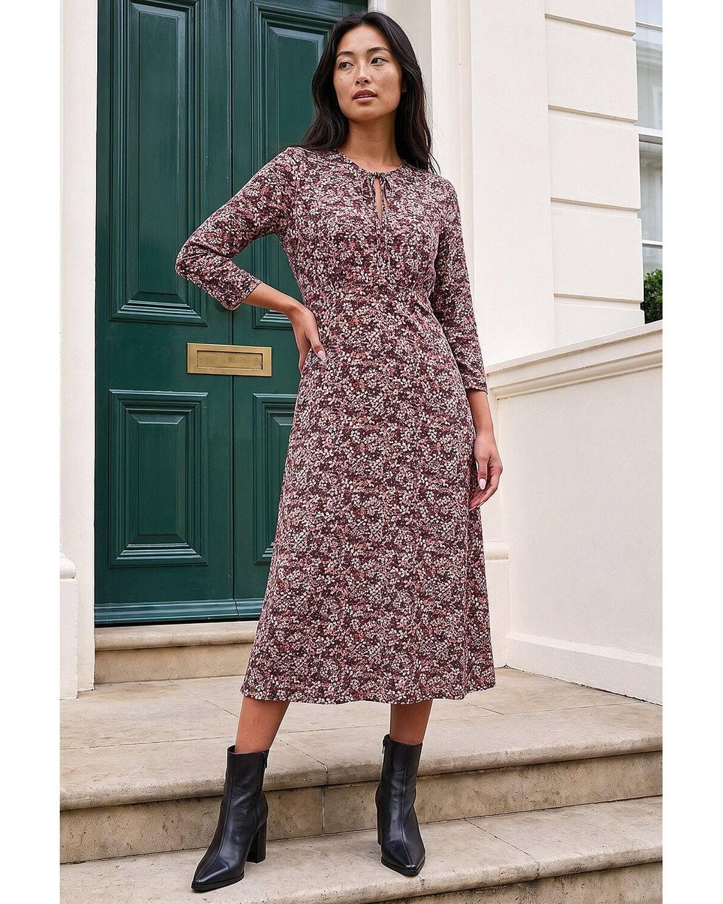 Roman Red Petite Paisley Tie Neck Dress