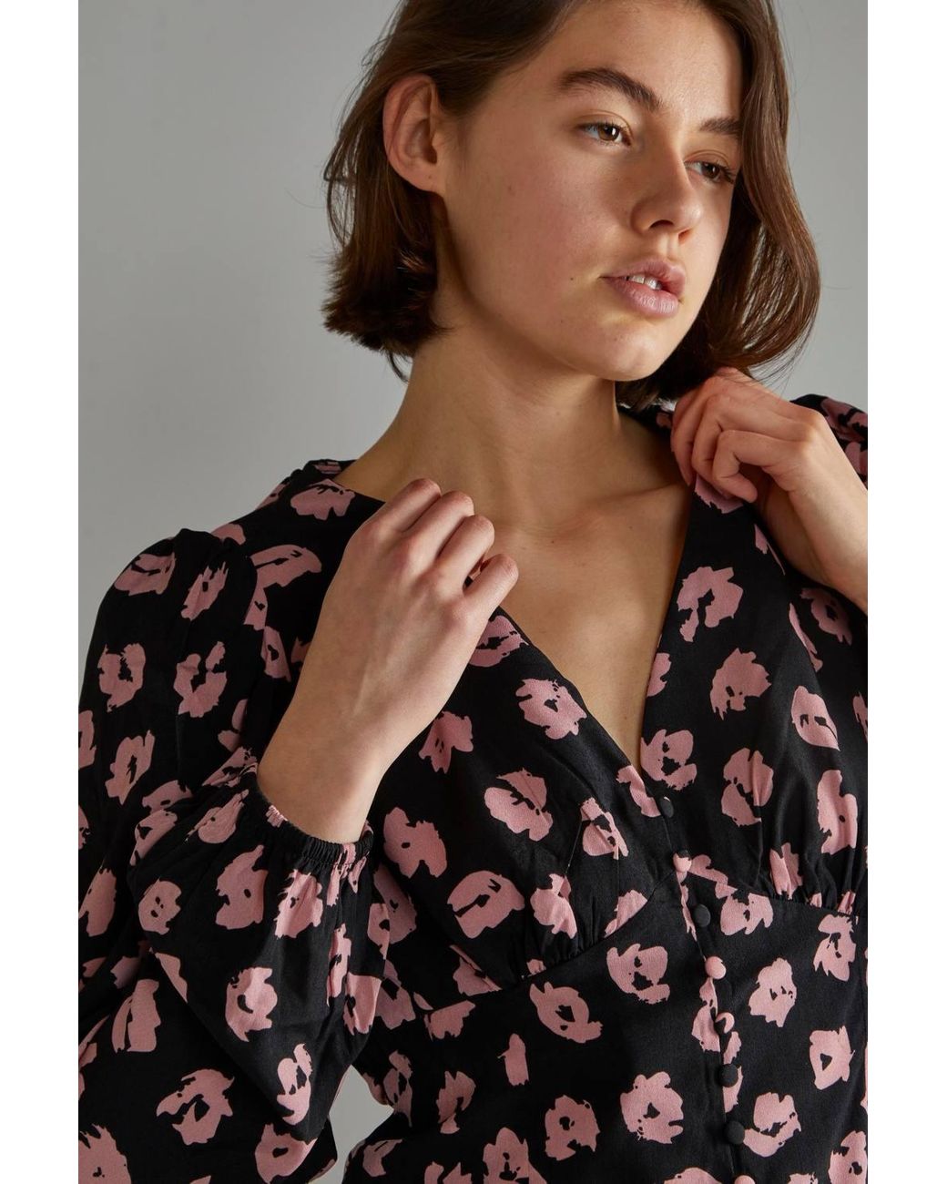 Shnoo Black V-Neck Button Front Blouse