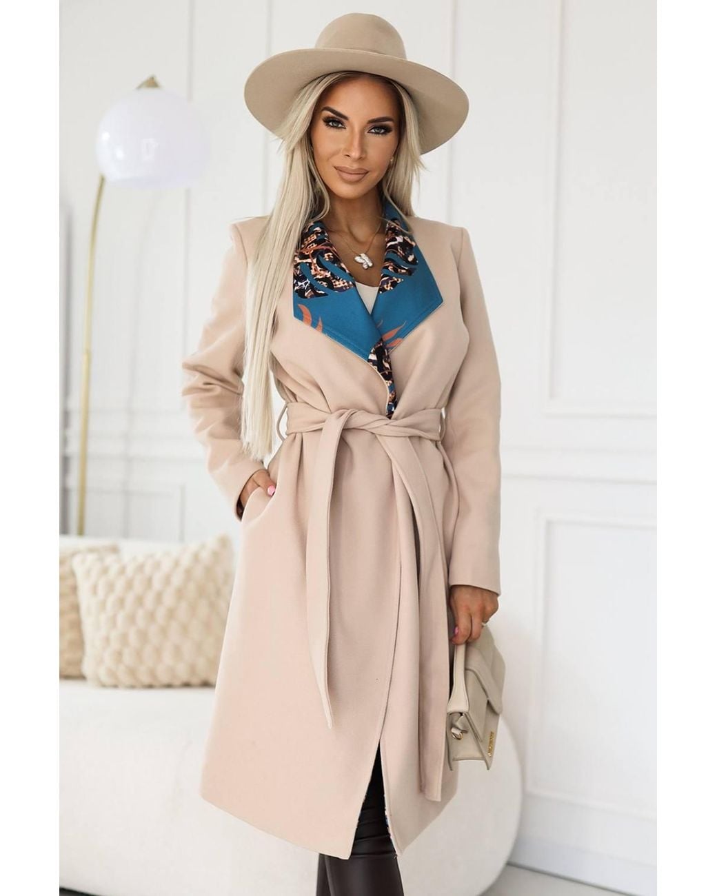 Love Lace Natural Viscose Collared Coat With Belt