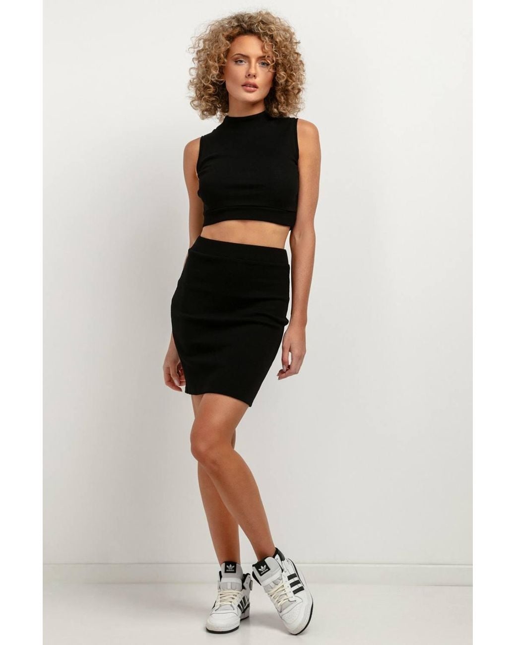 Love Lace Black Ribbed Sleeveless Short Fitted Turtleneck Top