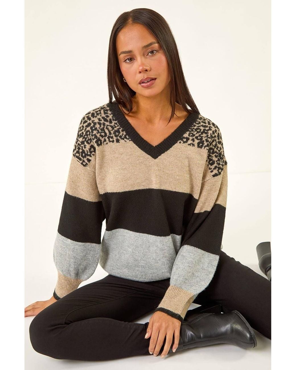 Roman Gray Petite Animal Block V-Neck Jumper