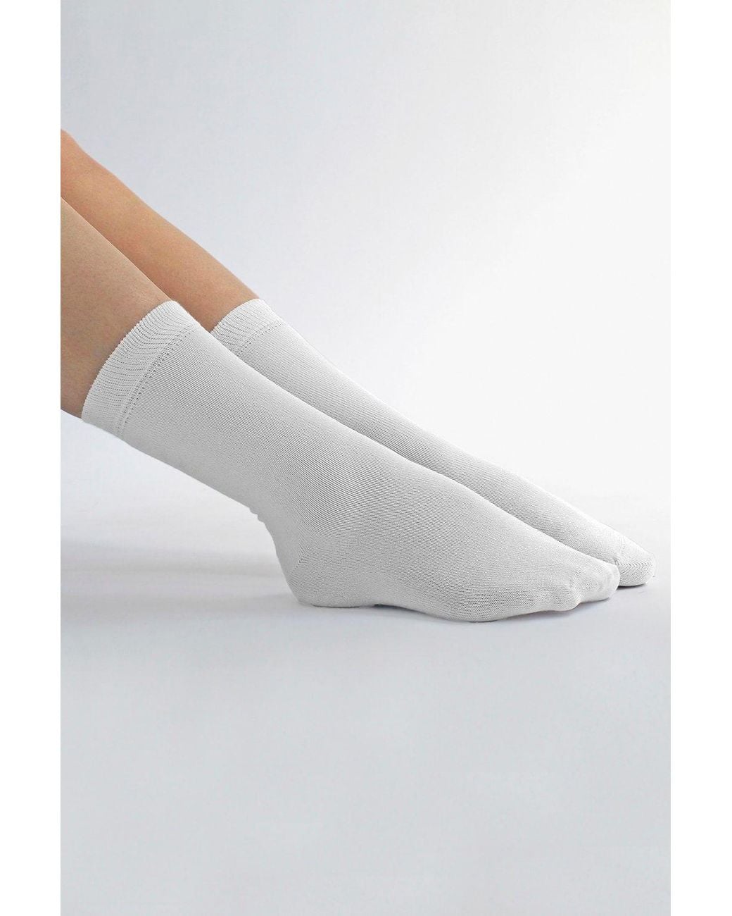 Sock Snob White 6 Pack & Super Soft Breathable Bamboo Socks for men