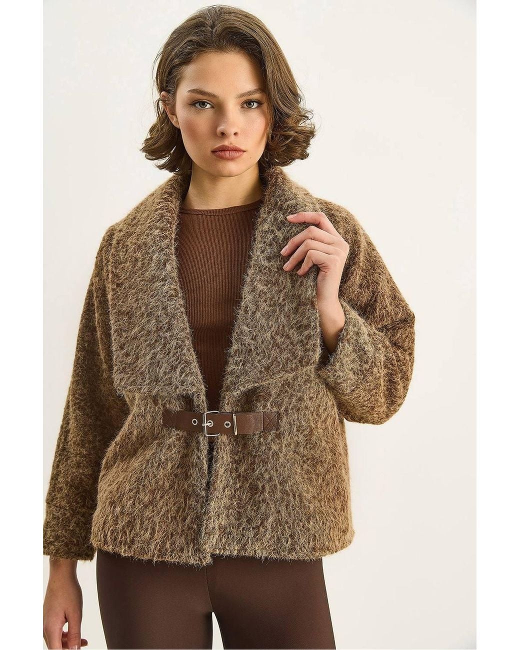 Bianco Lucci Natural Coat With Belt Detail