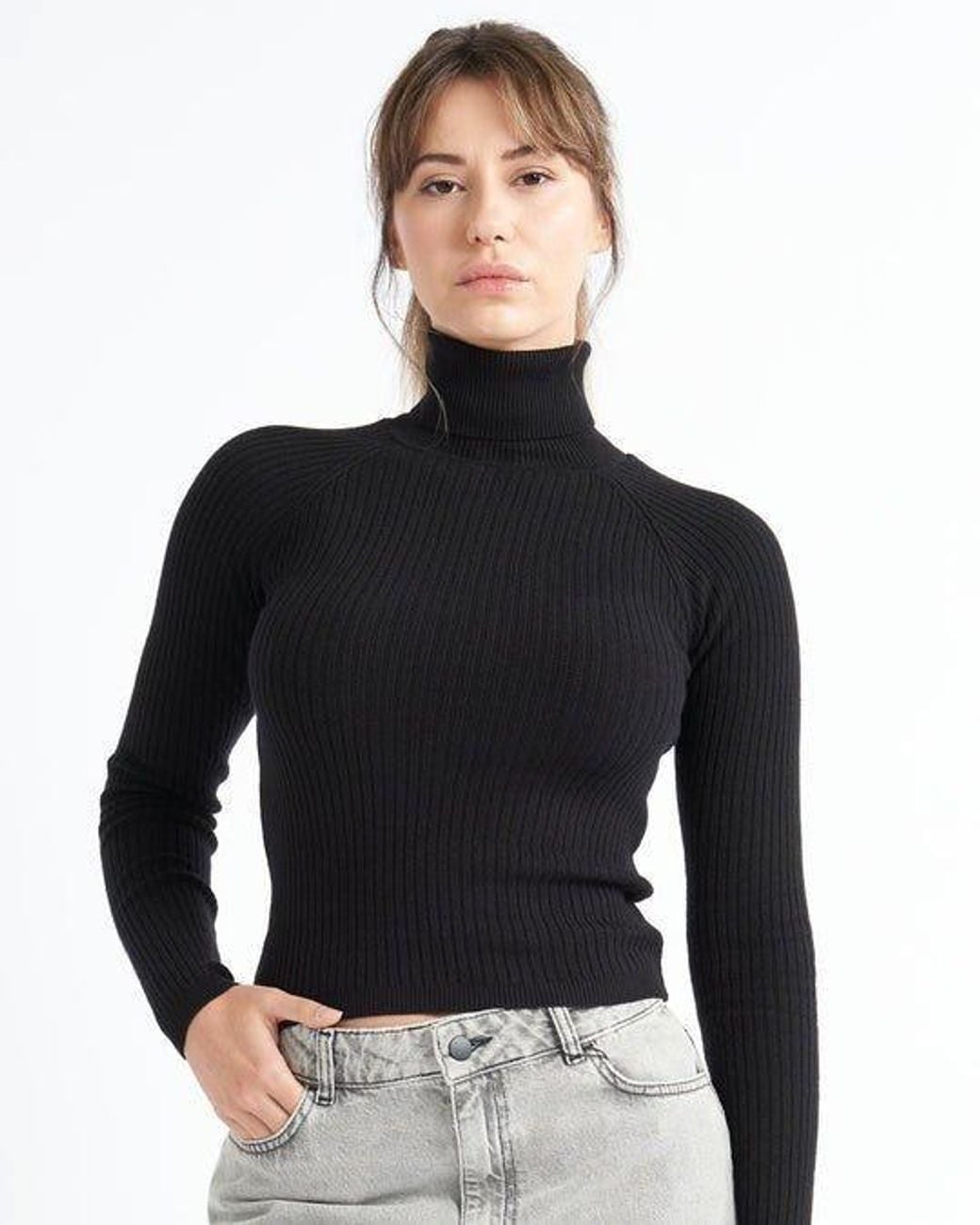 Alse Studio Black Fitted Super Soft Turtle Neck Ribbed Jumper