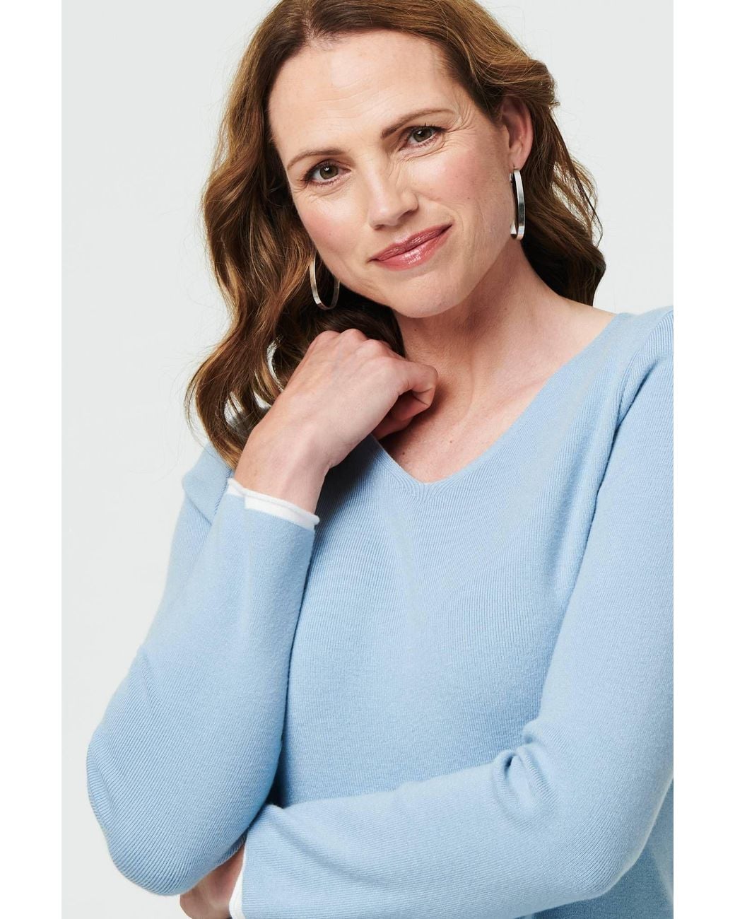 Izabel London Blue Contrast Trim V-Neck Knit Top