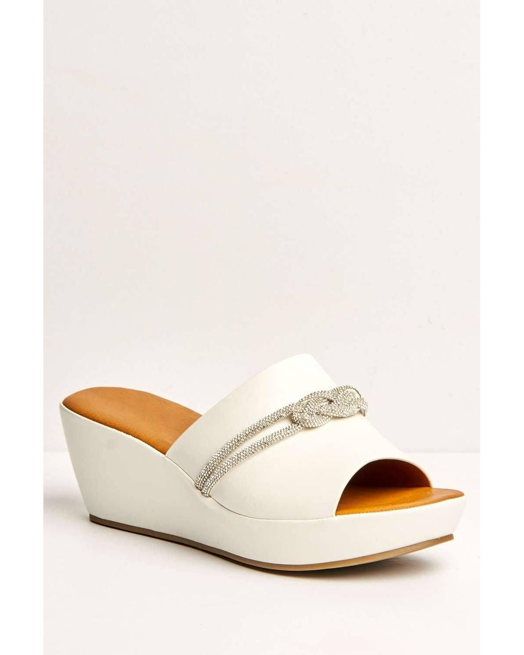 Miss Diva White Cove Diamante Bow Large Band Wedge