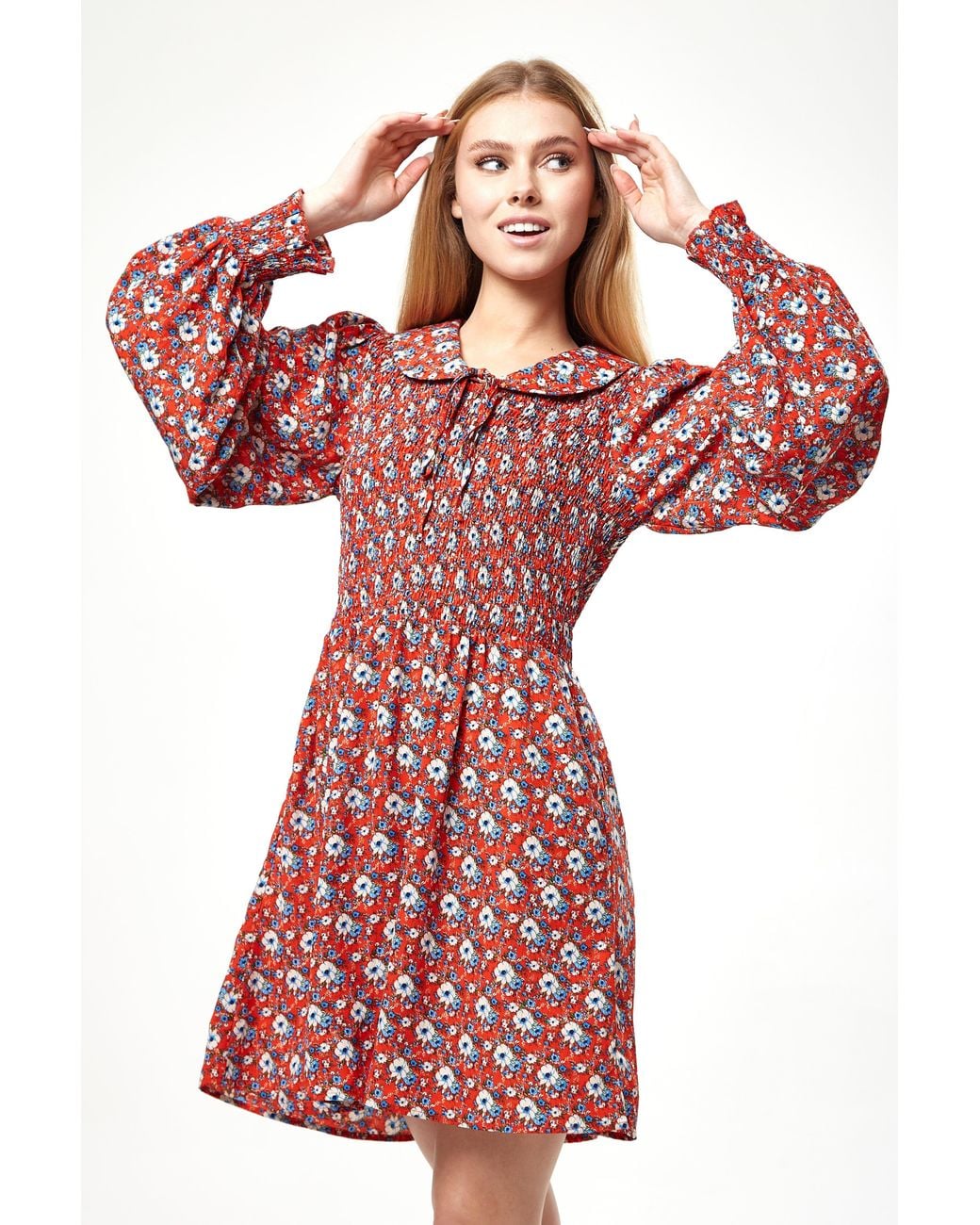 Liquorish Red Floral Print Smock Mini Dress With Peter Pan Collar