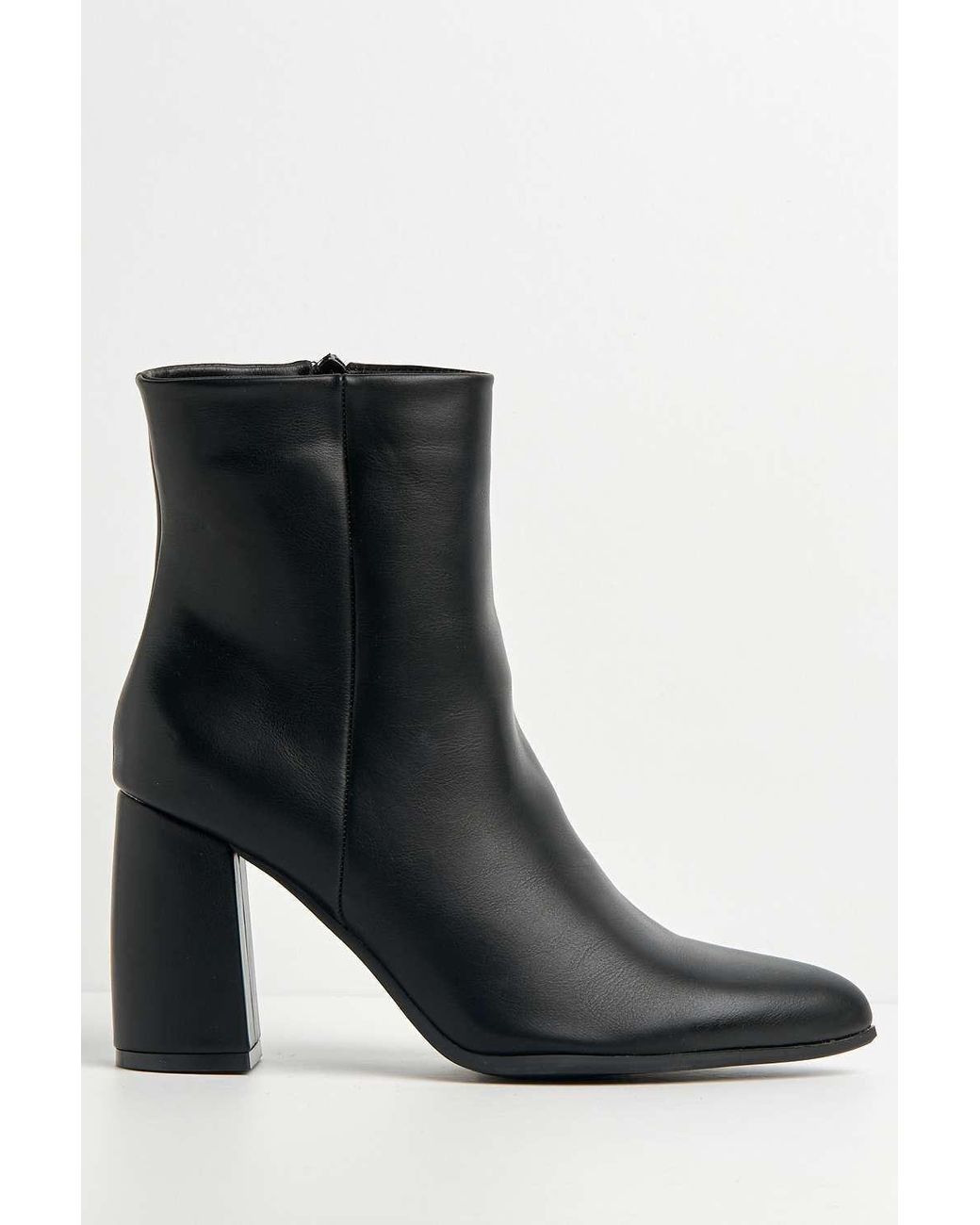 Miss Diva Black Billie Pointed Toe Block Heel Ankle Boots