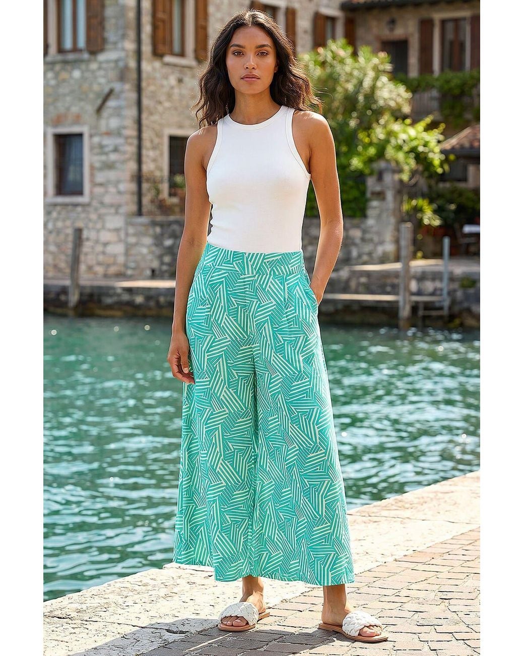 Roman Green Geometric Print Cullotte Trousers