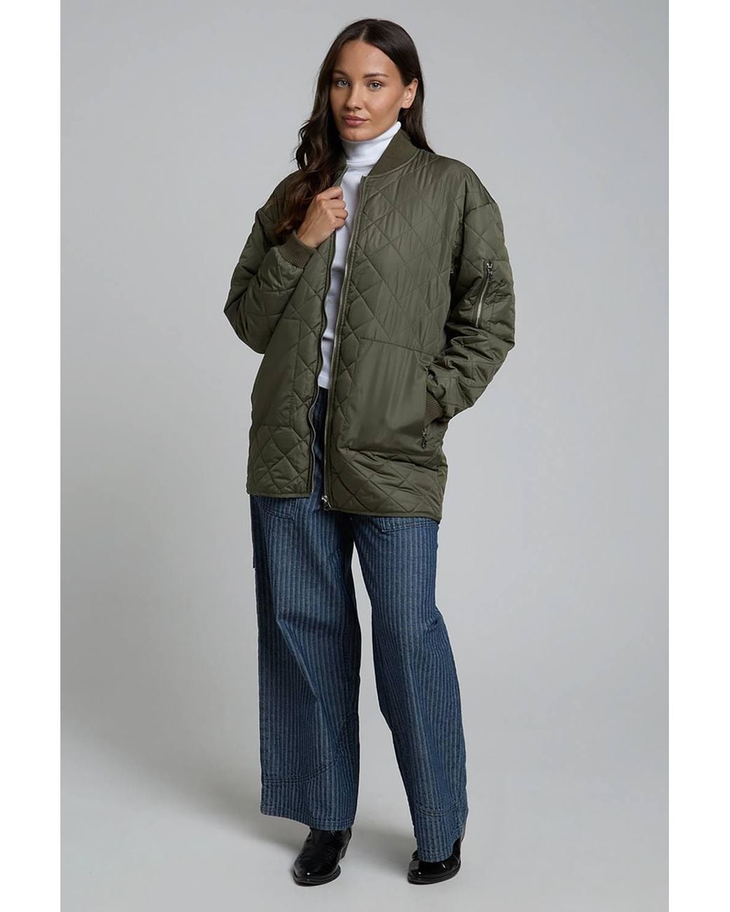 Wednesday's Girl Green Diamond Quilted Bomber Mid-Length Zip Jacket