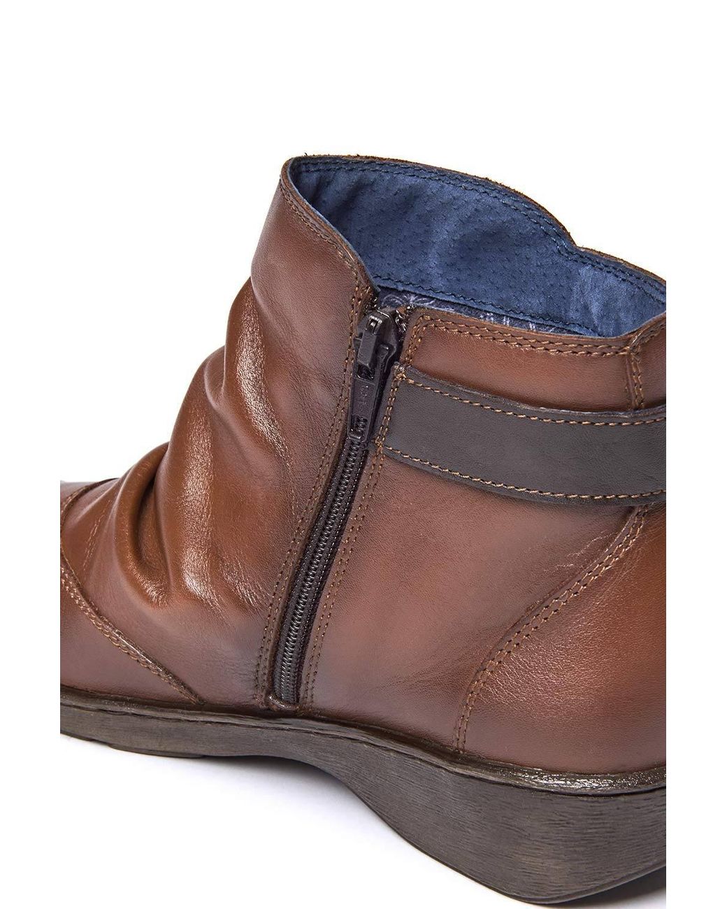 Moshulu Green 'Bourbon 2' Slouchy Leather Ankle Boots