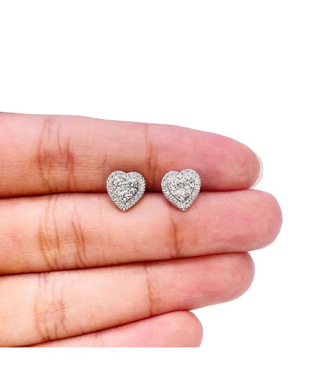 Raina Jewels Metallic 18Ct Round Diamond Heart Cluster Stud Earrings 0.40Ct