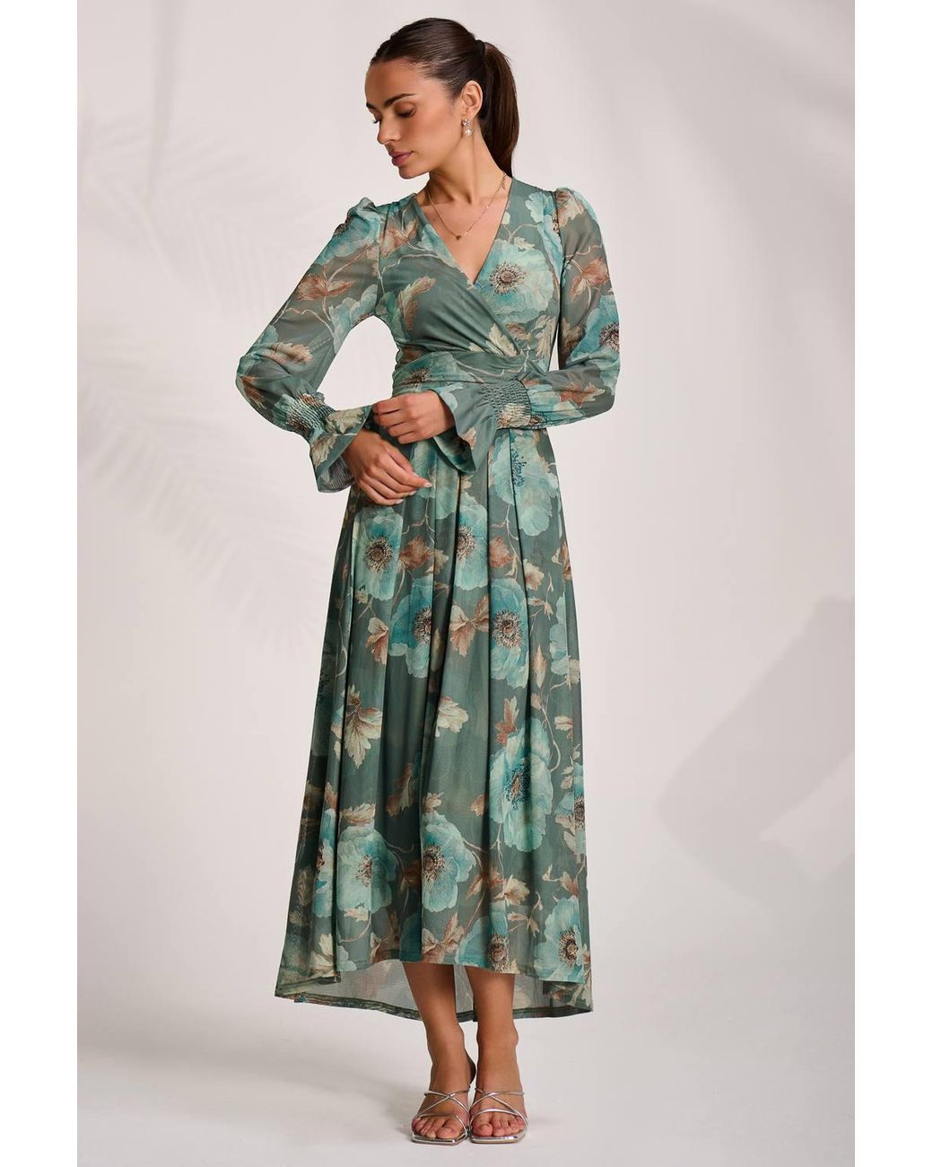 Jolie Moi Green Long Sleeve V Neck Mesh Maxi Dress