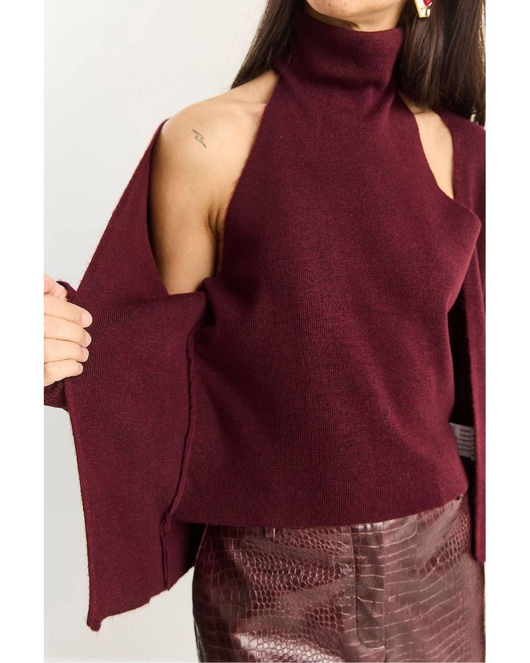 Bianco Lucci Red Half Turtleneck Cut Out Ribbed Blouse
