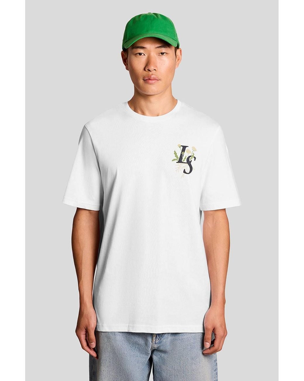 Lyle & Scott White Dandelion Script Graphic T-Shirt for men