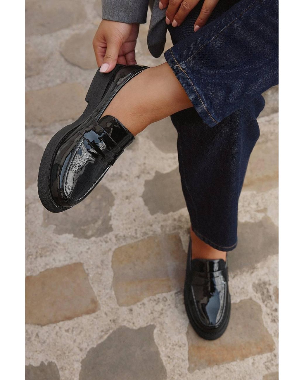 Linzi Black Hilton Patent Penny Loafer