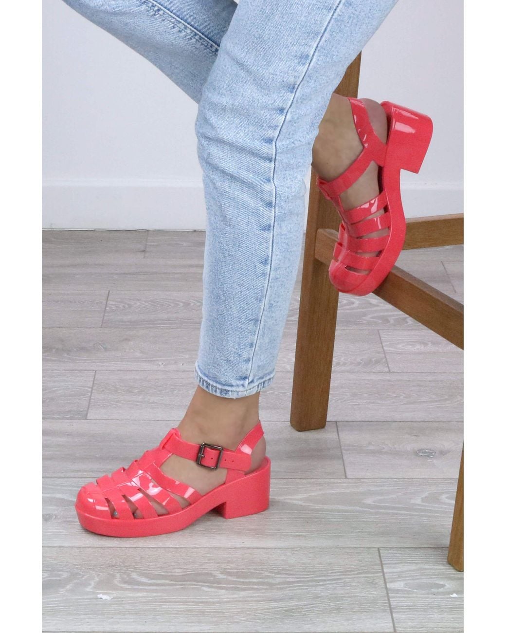 AJVANI Multicolor Mid Heel Gladiator Jelly 90S Retro Fisherman Sandals
