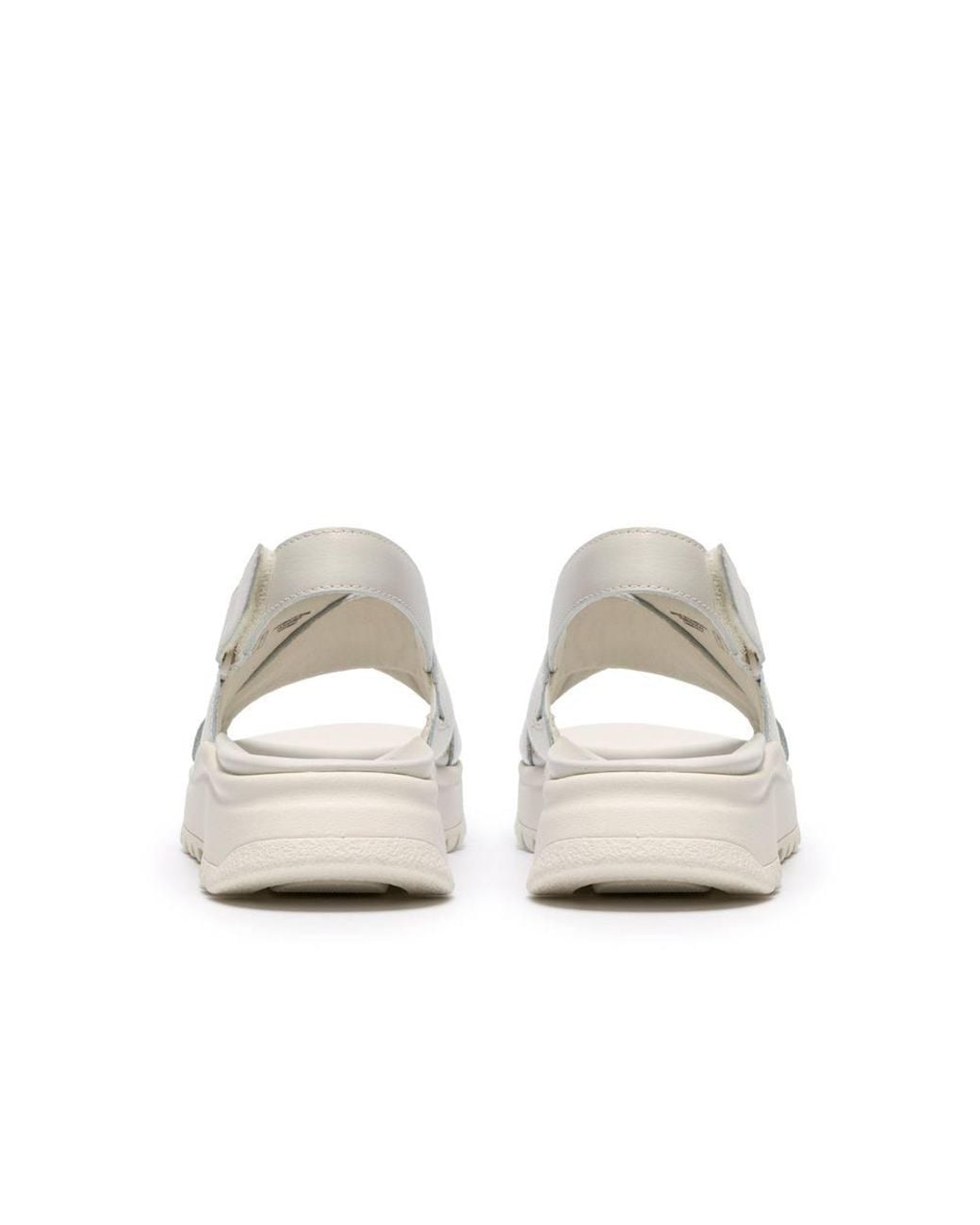 Clarks White Dashlite Wish Leather Flat Sandals